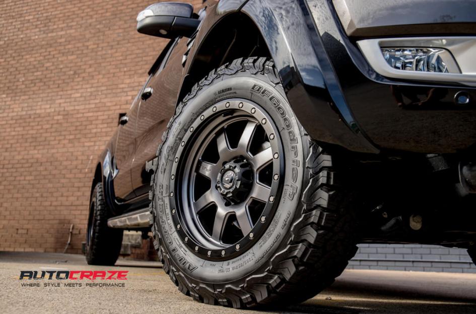 FORD-RANGER-TROPHY-MATTE-ANTHRACITE-WITH-BLACK-RING